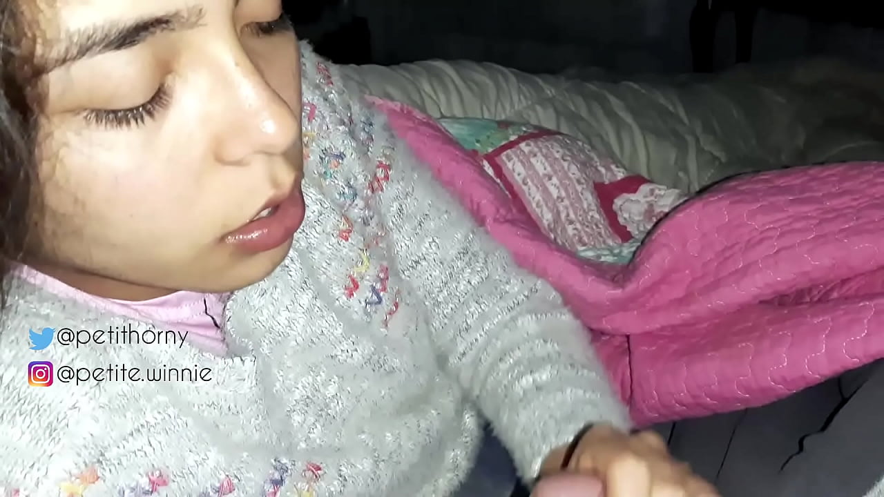 أبتلع كل الحليب المتراكم لزوجي - أظهر اللسان بالكم